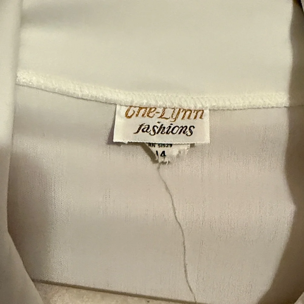 Vintage Button Up - Picture 2 of 2